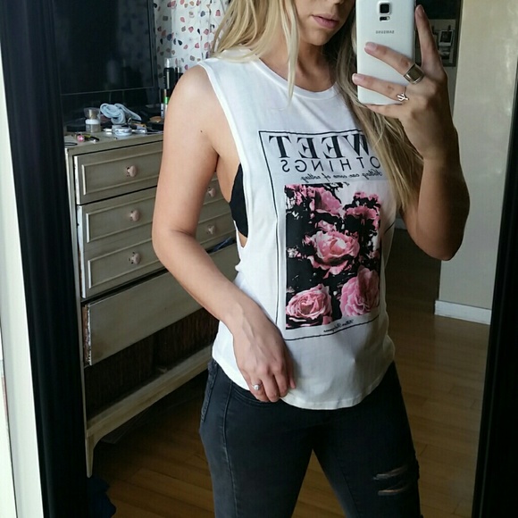 Forever 21 Tops - F21 open back tee